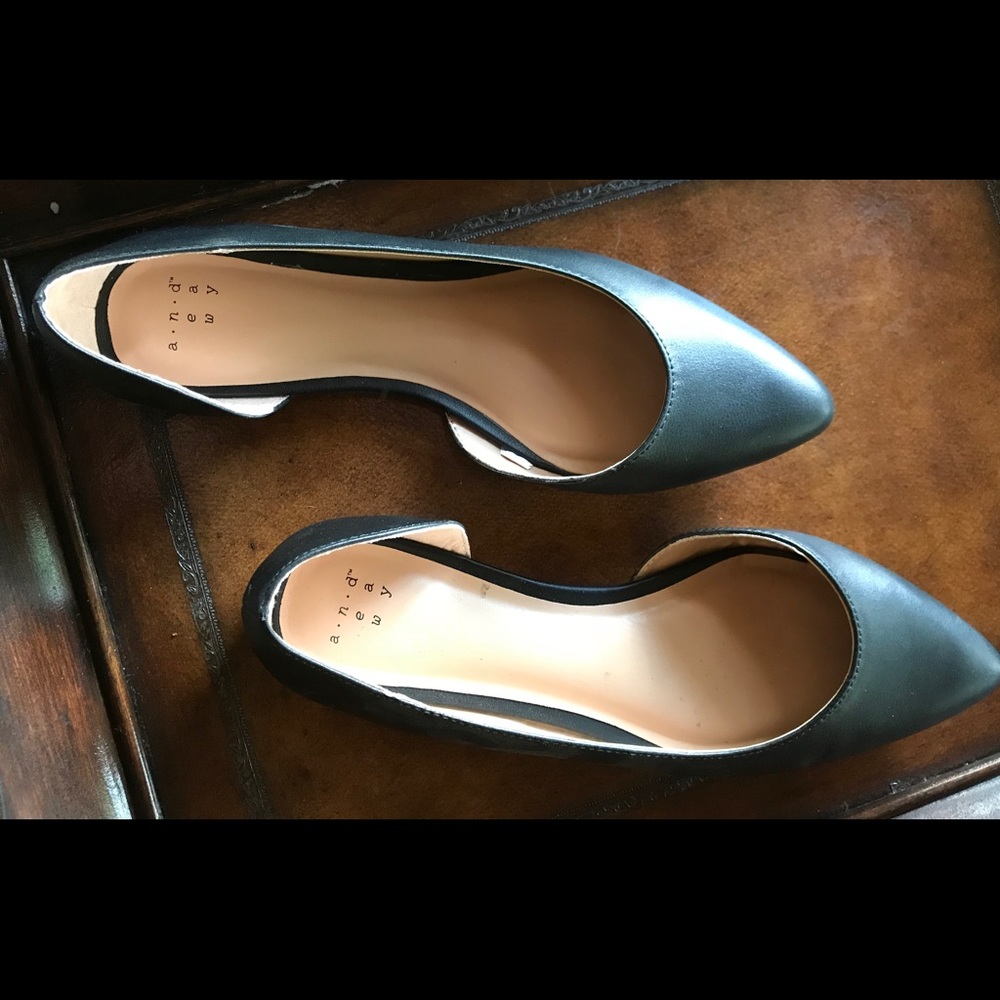 Black flats